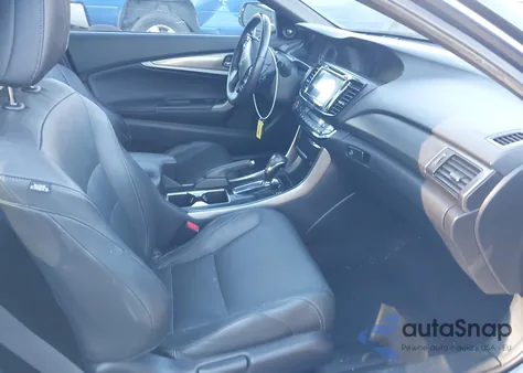 2016 Honda Accord Touring z USA, uszkodzony, nr VIN 1HGCT2B07GA003884